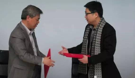 永利集团组团学习体验无锡“拈花湾”，，，并与MAO签署战略相助，，，预示着永利集团将在精品地产、工业地产、旅游地产等领域与MAO增强深度相助。。。